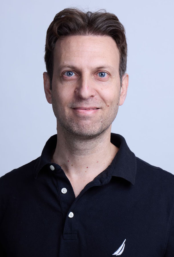 תומר חבלין>